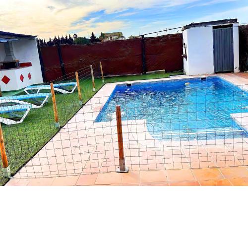 Chalet con Piscina Privada y Aire condicionado
