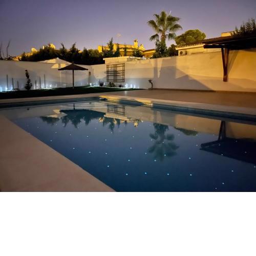 CHALET CON PISCINA PRIVADA