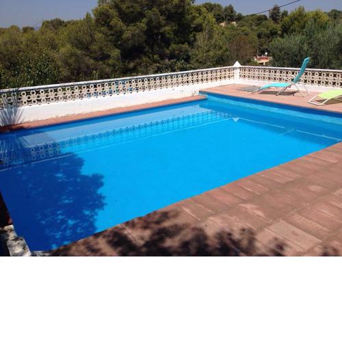 Chalet en el Monte con Piscina