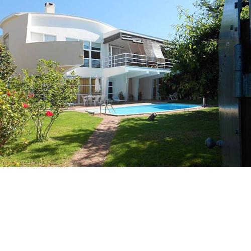 Chalet en la playa Mercurio