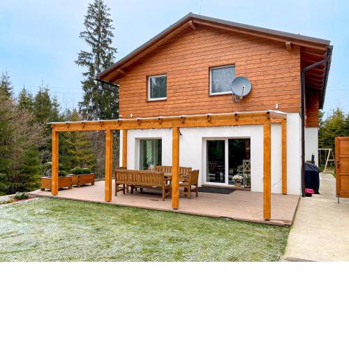Chalet Ester - Luxury Provençal House in Orava