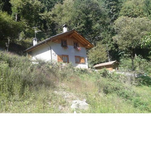 Chalet Immerso nel Verde