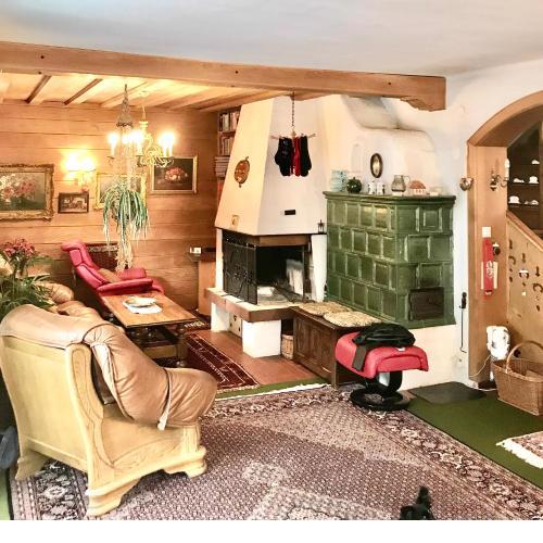 Chalet Levi by Alpine Host Helpers