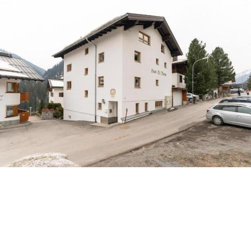 Chalet Martin