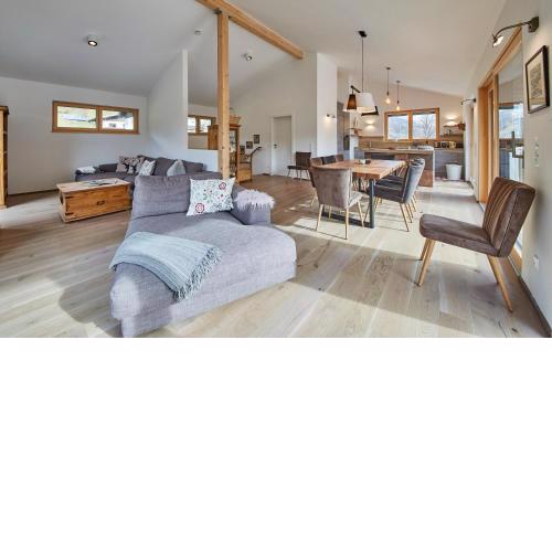 Chalet Pantera by HolidayFlats24