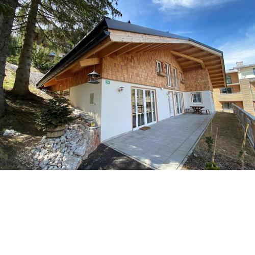 Chalet Salzburg, Dienten