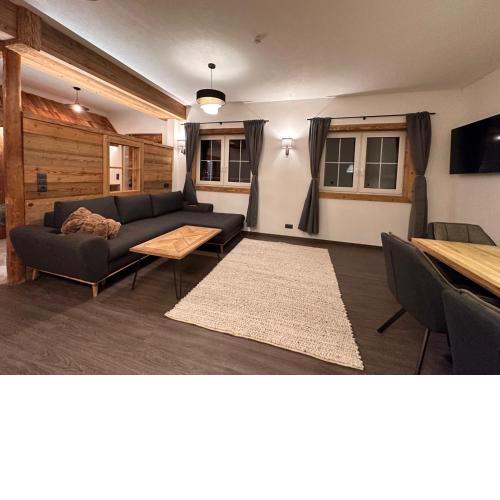 Chalet Schwarz