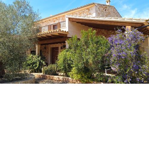 CHALET whit POOL in Mallorca