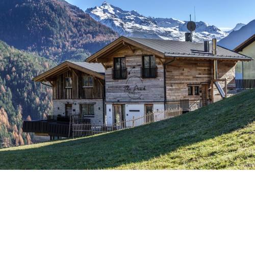 Chalets - The Peak