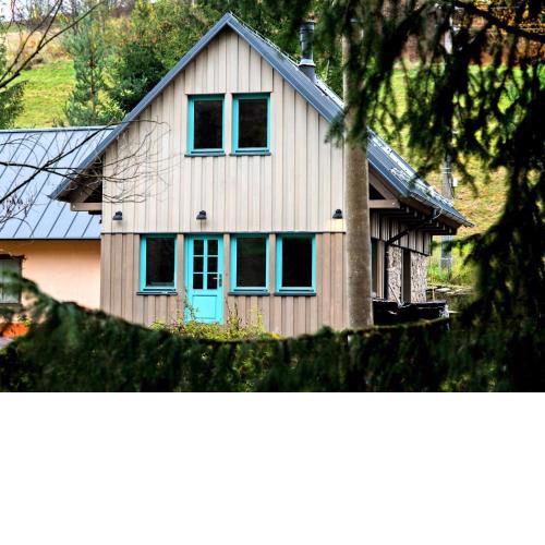 Chalúpka OPAL na lúke LukaHuta ChaletStiavnica v Banskej Štiavnici na samote - samoobslužný prístup cez PIN-kód kedykoľvek