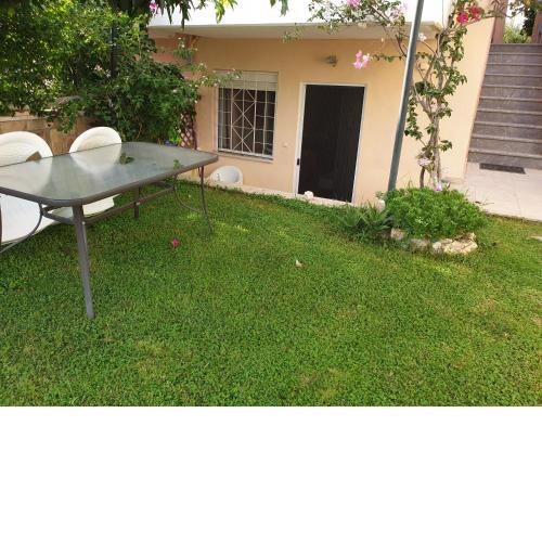 Chara’s family residence with garden for 4 persons KASTROSIKIA - PREVEZA