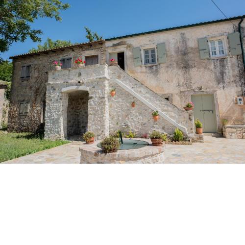 Charilaos Spiti Old Perithia