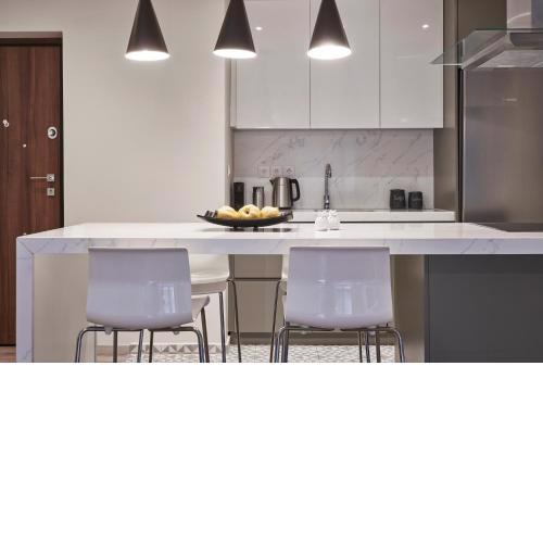 Charitos IΧ, Chic n modern 2BD Apt