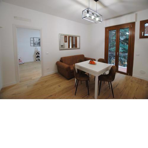 CHARLOTTE M. - FIRENZE - NOVOLI