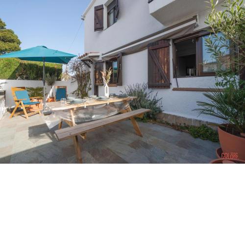 Charmante maison avec terrasse et parking privé