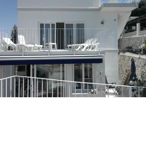 Charming 2-Bed Apartment in Moraira private pool