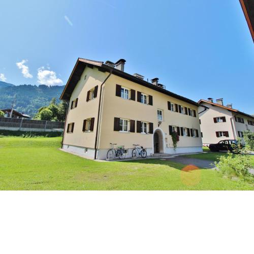 Charming Apartment in Kitzbuhel with Balcony
