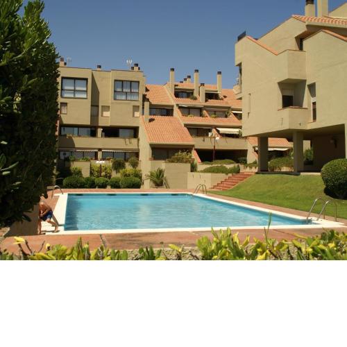 Charming Apartment in Playa de Pals with Swimming Pool