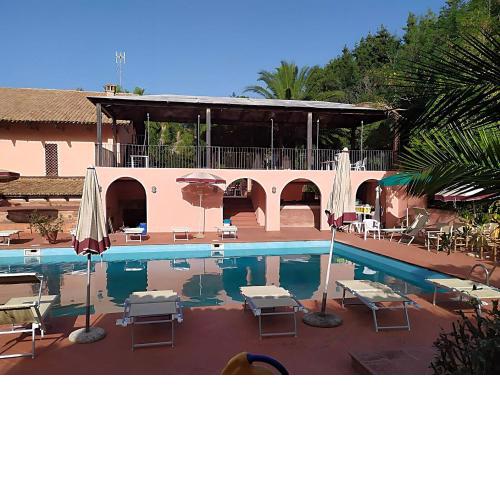 Charming apartment in Sant irene Torre Vecchia with pool