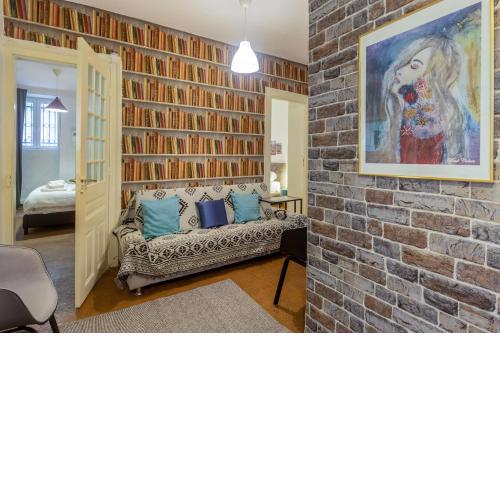 Charming apartment in the heart of Plaka