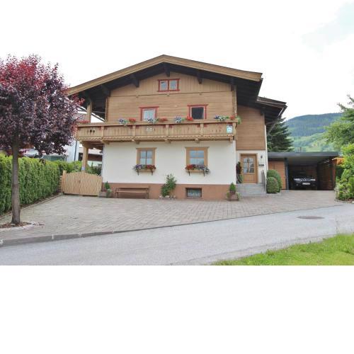 Charming apartment in Walchen with beautiful garden