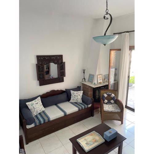 Charming beach house 2 minutes from the sea!