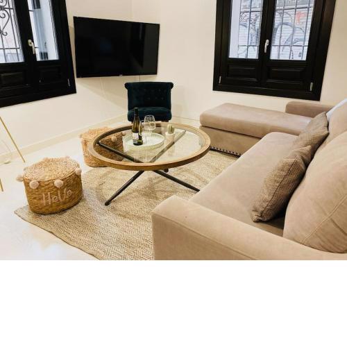 Charming centric 1-bed near Colón by SharingCo