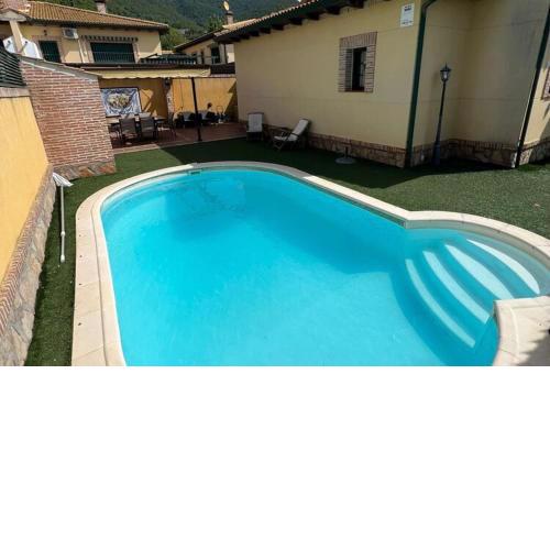 Charming chalet in La Adrada with a private pool