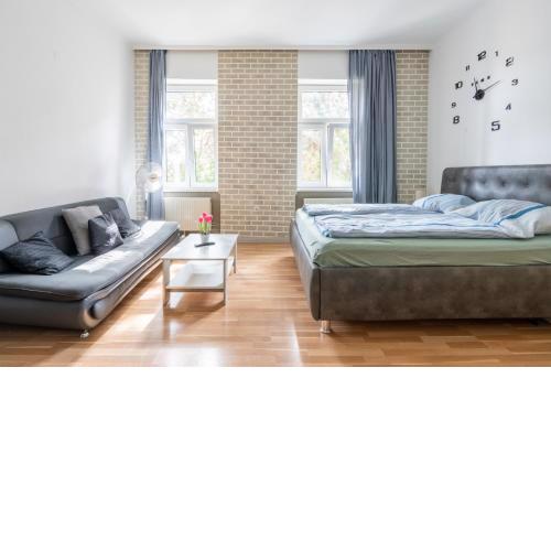 Charming Double Room in Shared Apartment