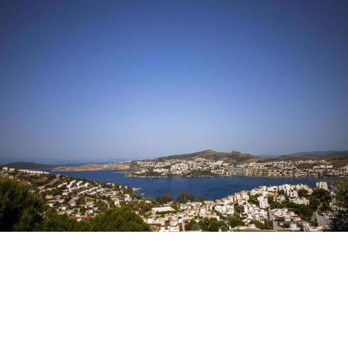 Charming Duplex Villa with Pool and Stunning Mediterranean View in Bodrum