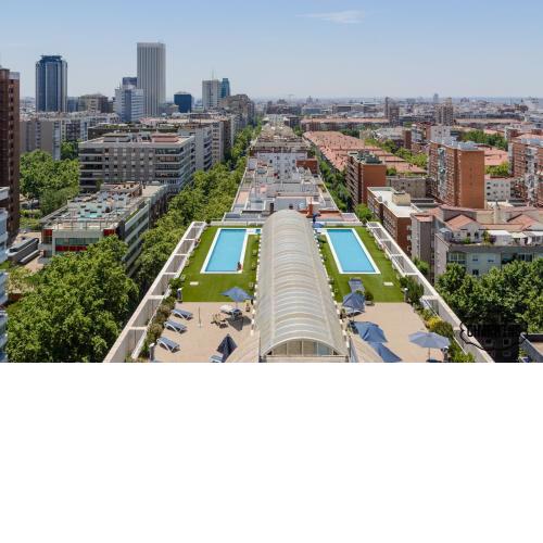Charming Eurobuilding 2 Luxury