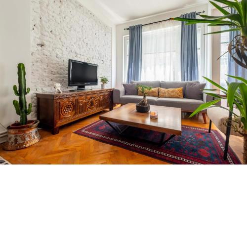 Charming Flat with Central Location in Kadikoy