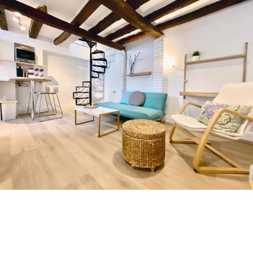 Charming Gran Vía Attic