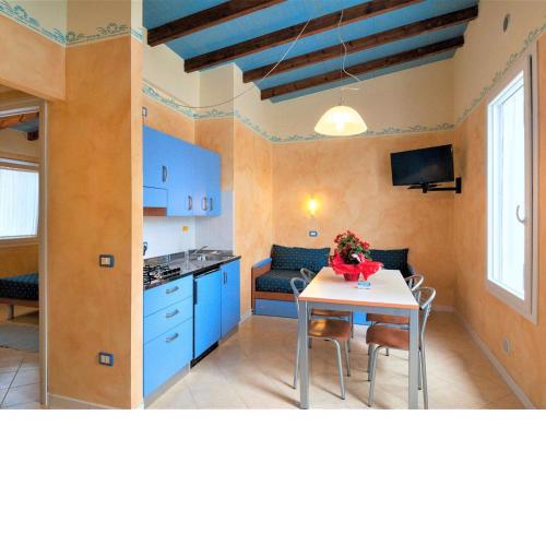Charming holiday home in Lido di Pomposa with shared pool
