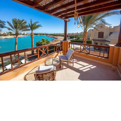 Charming Lagoon Villa Egyptian Style -Sabina 117