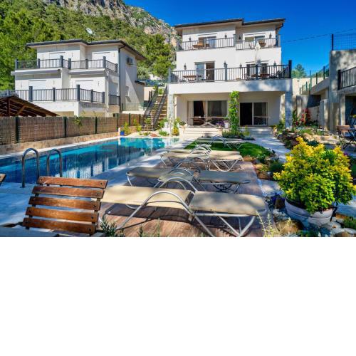 Charming Large Villa. Ideal For Family Breaks