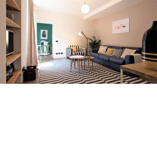 Charming & Modern flat by Holiday Solutions