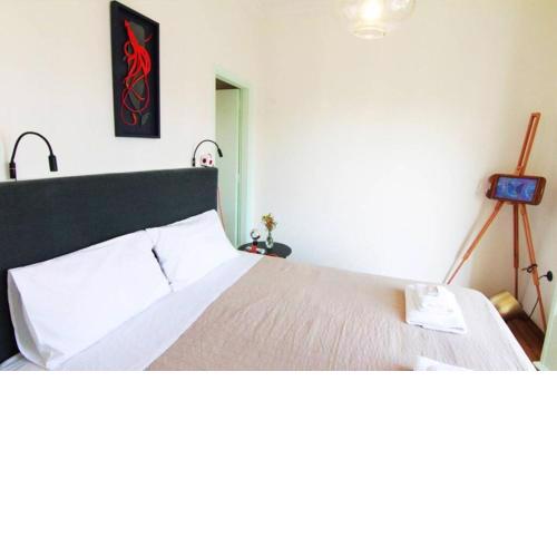 Charming Rooftop Nest with awesome Acropolis view Downtown Athens