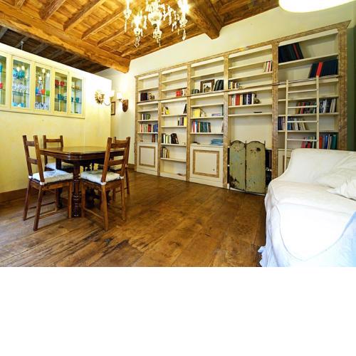 Charming Trastevere Apartment