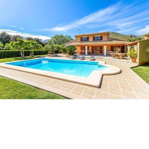Charming villa close to Puerto Pollensa Special Prices Car Hire for our guests