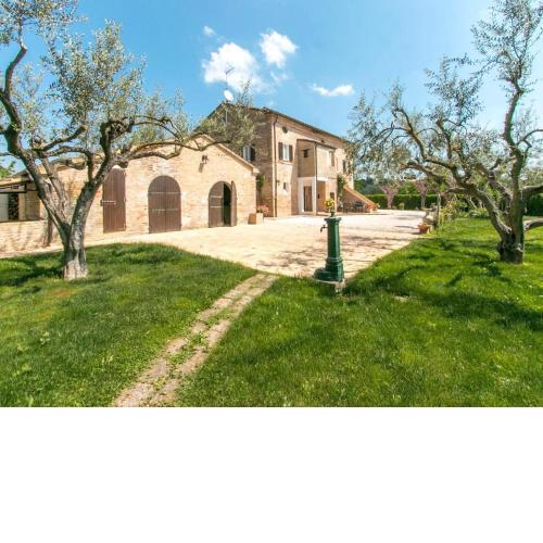 charming villa with private pool 10 minutes from the sea