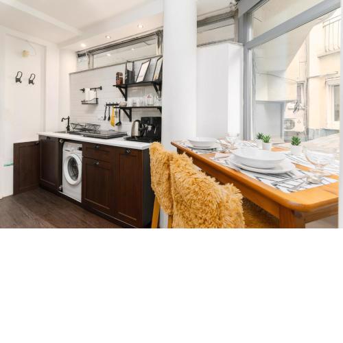 Cheerful studio Budapest downtown