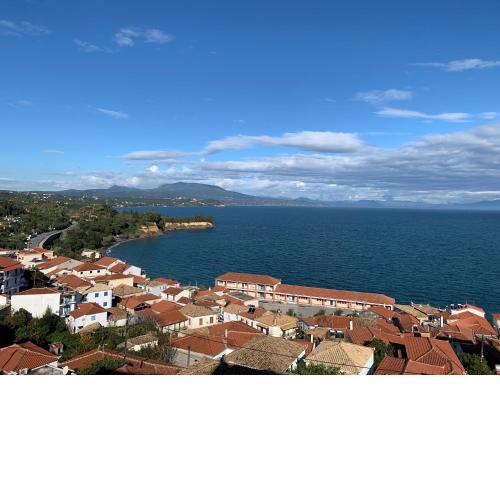 Chelidóni House: Studio Apartment with Stunning Seaview