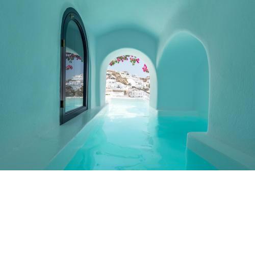 Chelidonia Luxury Suites