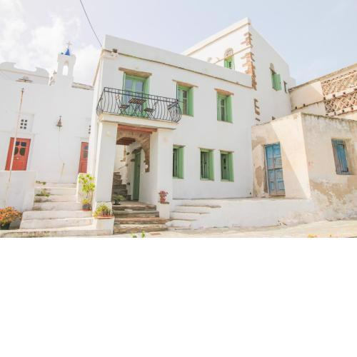 Cherry Tomato - Traditional village home near beach