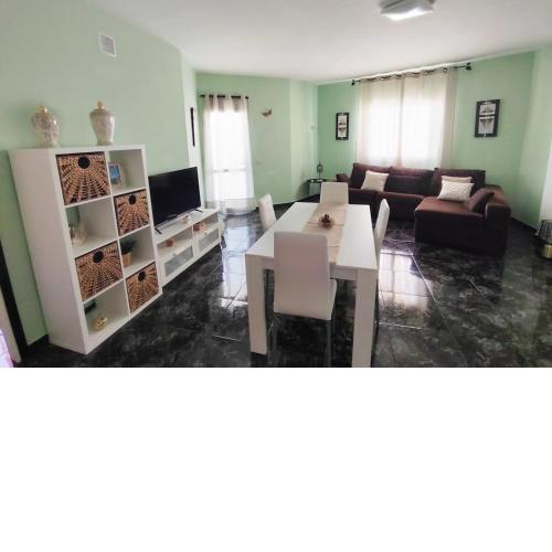 Cheyma Home 3º: Amplio apartamento en Alcalá