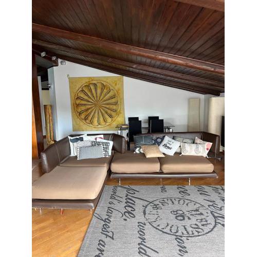 Chez Nous Luxury Loft 2