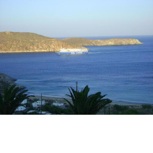 Chez Semiramis The Sun Touch House for 8 persons 5'min from the beach