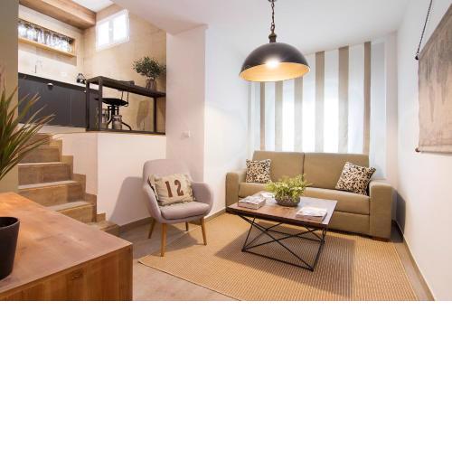 Chezmoihomes Cathedral Apartment