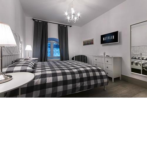 Chiatamone Seaside Suite